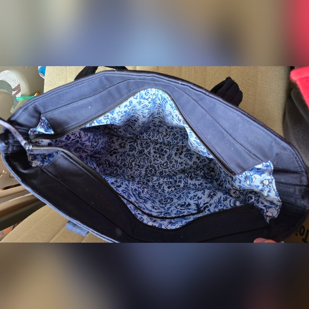 Vera Bradley Utility Tote Bag - Picture 4 of 6